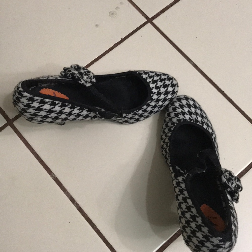 Houndstooth heels